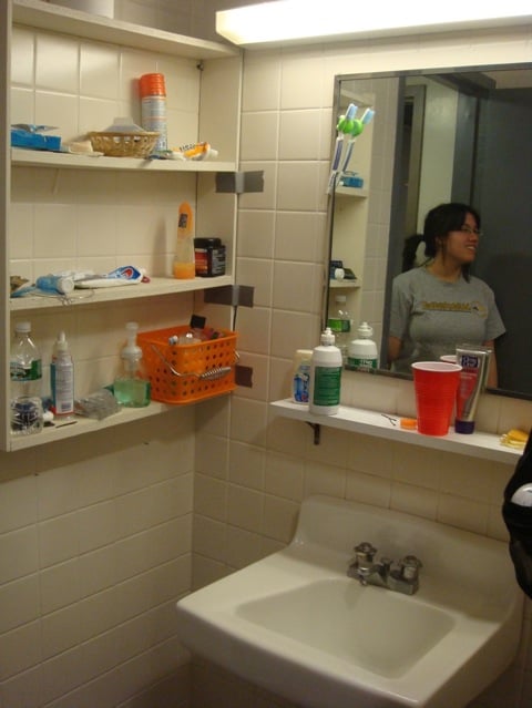 Dorm Bathrooms | MIT Admissions