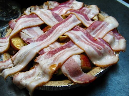 bacon lattice apple pie