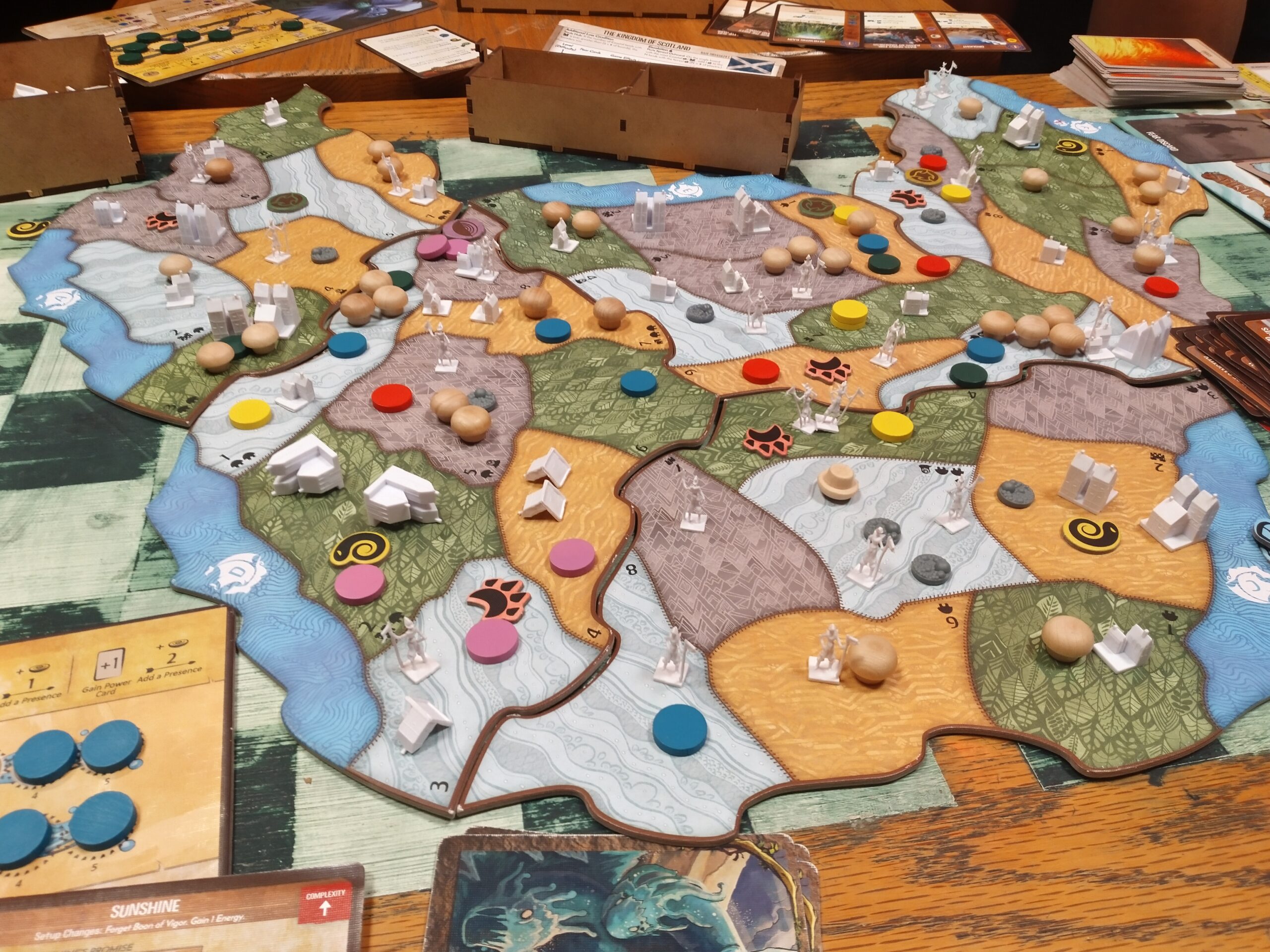 a five-player game of spirit island
