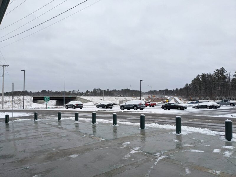 picture of highway exit