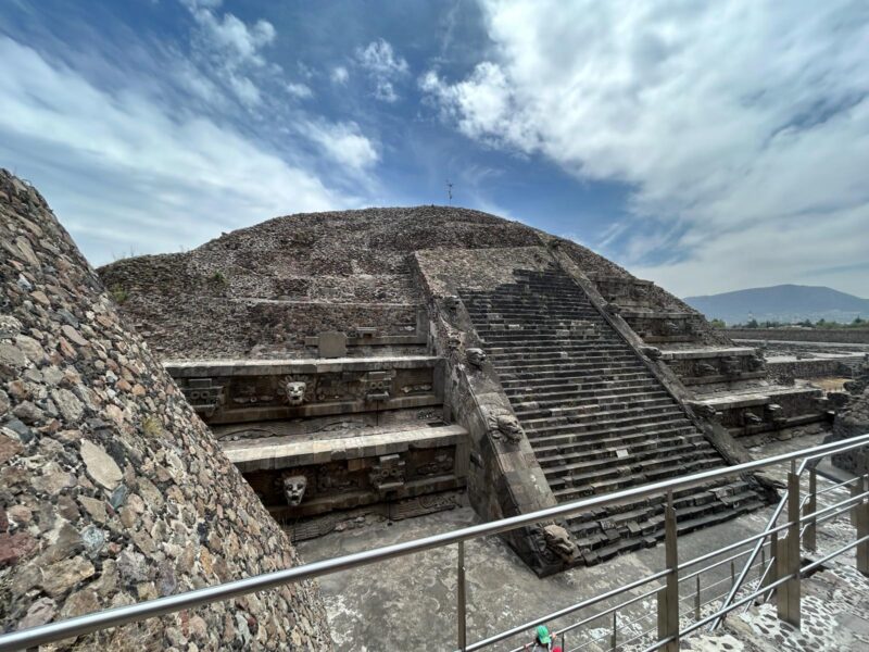 mexican pyramids