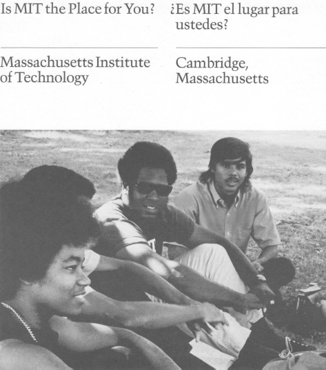 The cover of a bilingual recruitment brochure developed and distributed by MIT Admissions in the early 1970s.