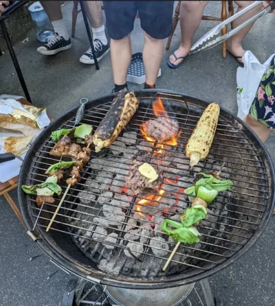 grilling w friends