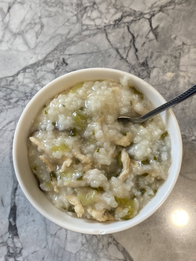 congee with chicken and ginger and scallion