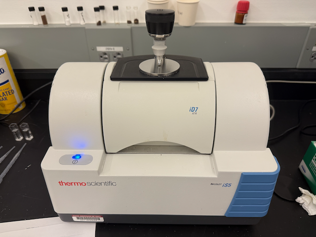 FTIR spectrometer