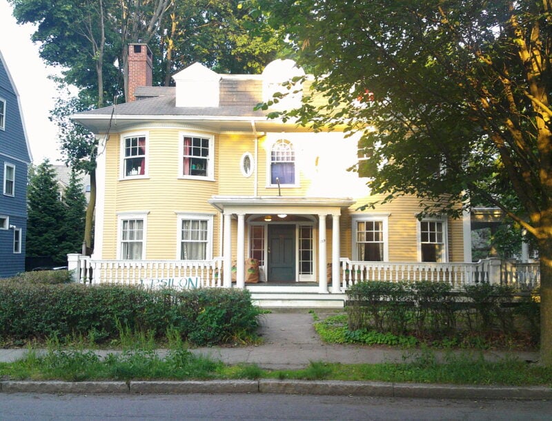 a yellow house, epsilon theta