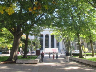 a view of lobby 7